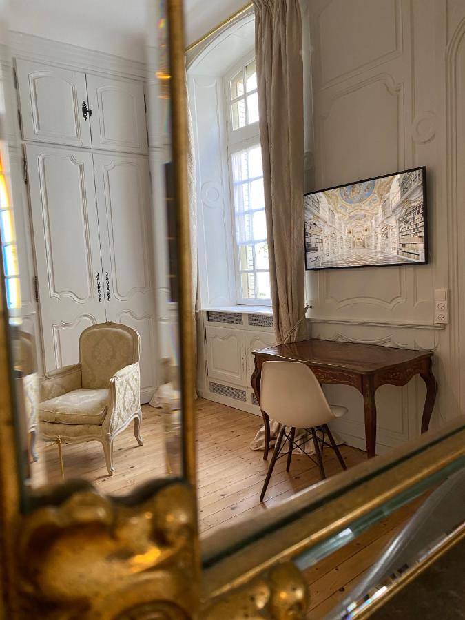 L'Appartement By Merveilles De Marie Lons-le-Saunier Exterior photo